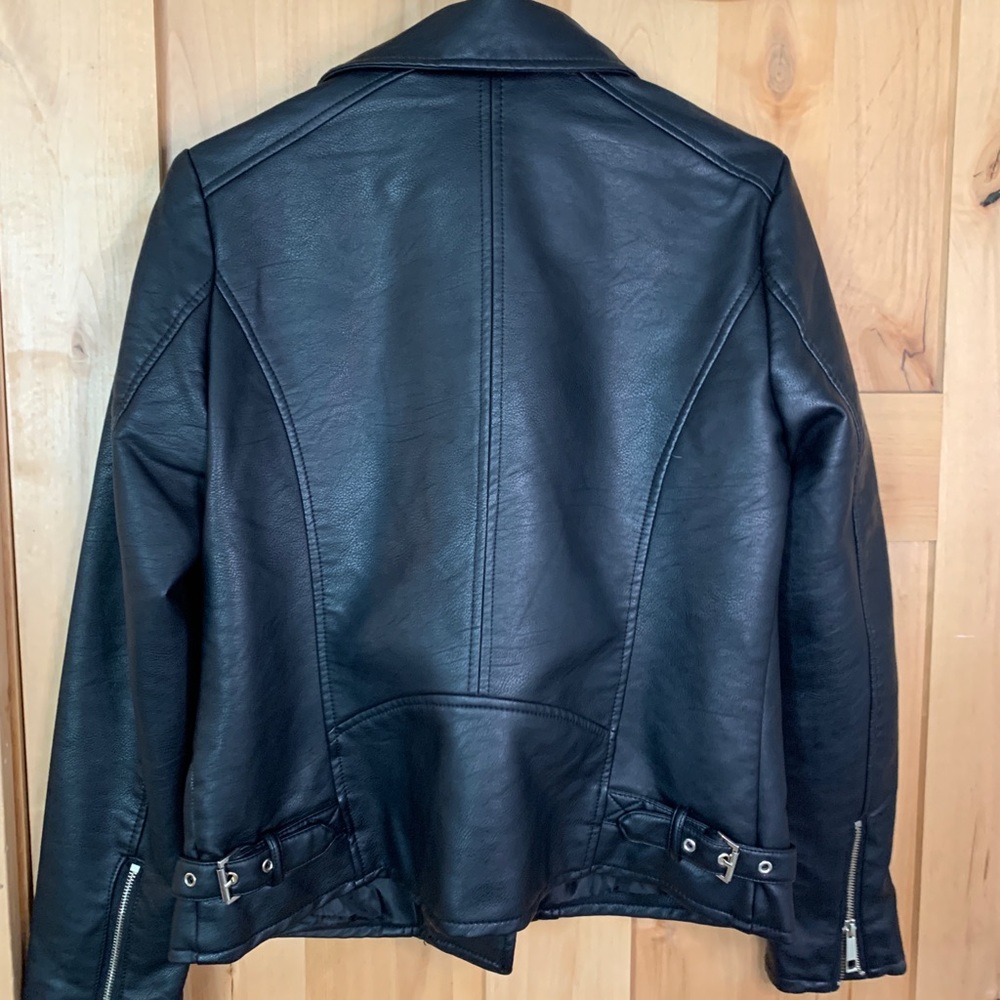 Leather jacket - Picture 4 of 4
